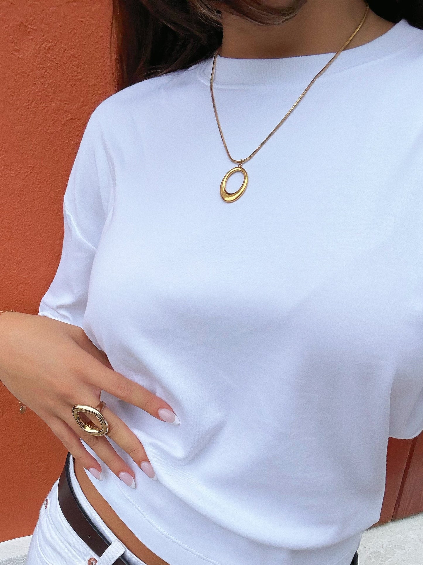 VEA NECKALCE