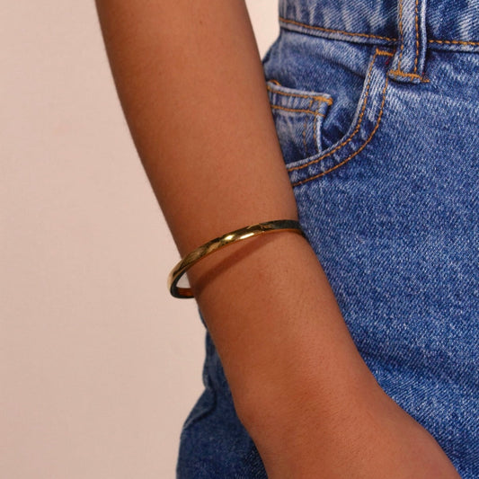 CLASSIC BANGLE