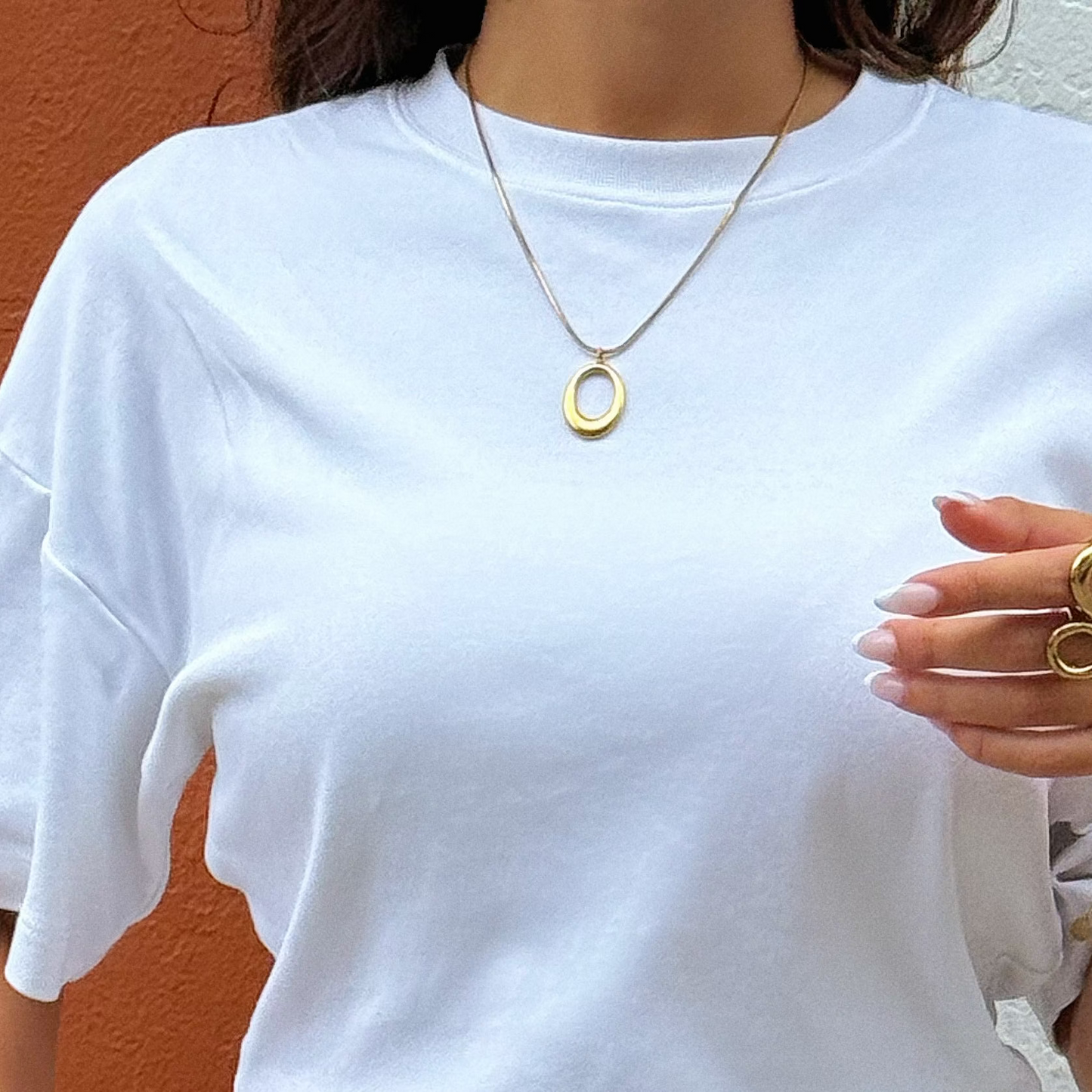 VEA NECKALCE